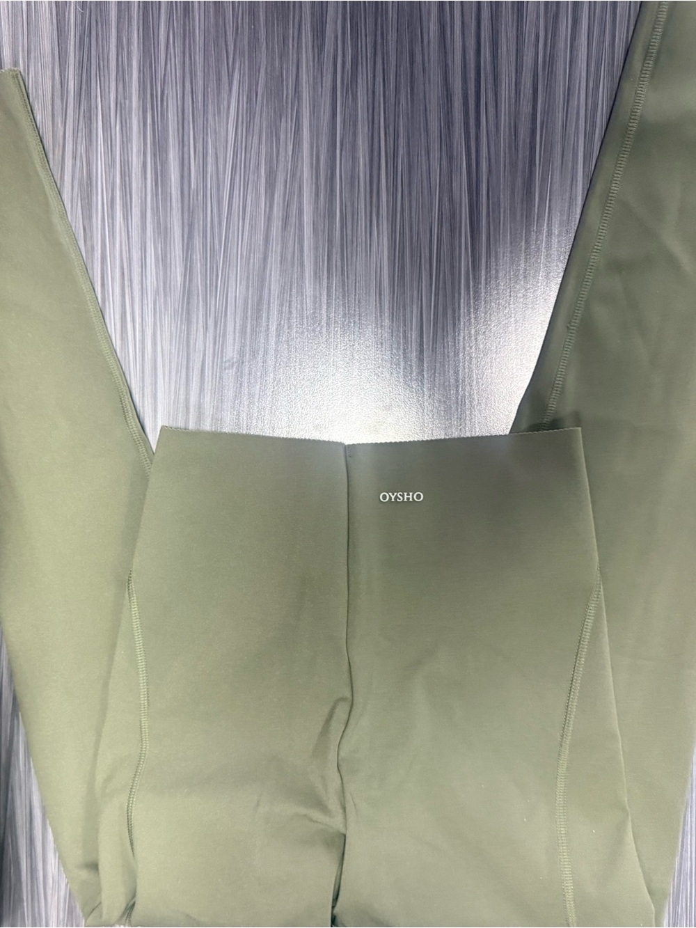 Oysho High-Waist Olive Leggings